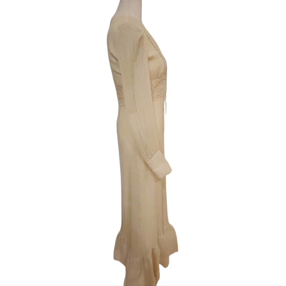 Beautiful Vintage 1970s Off White Sheer Festival Dress with lining Lace Size 4 - Picture 4 of 6